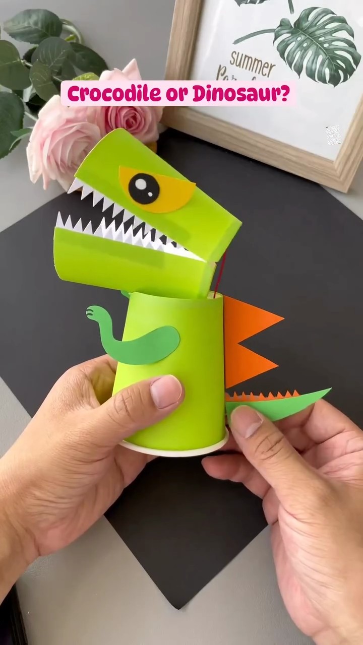 DIY Crocodile or Dinosaur? – A Fun Craft with Paper Cups