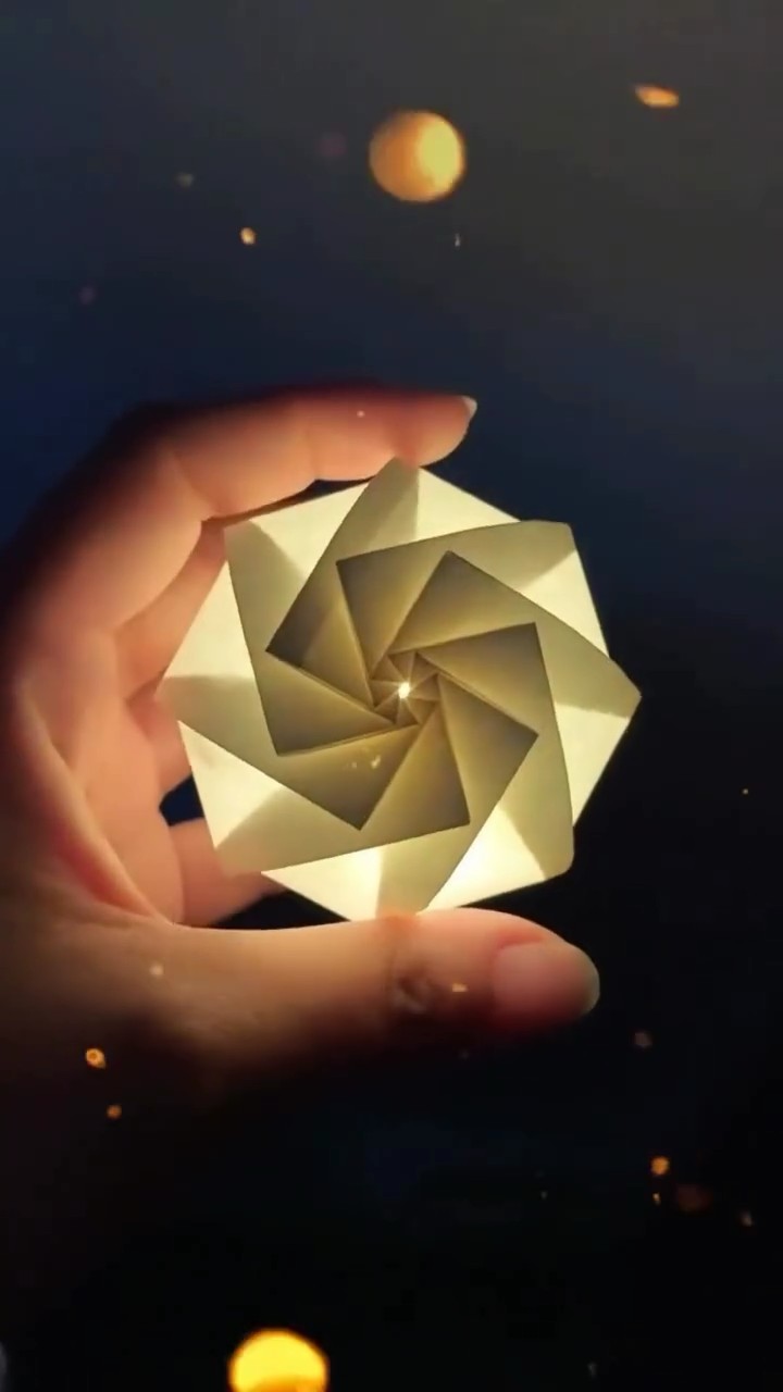 How to Craft a Stunning Origami Paper Lantern: Step-by-Step Guide