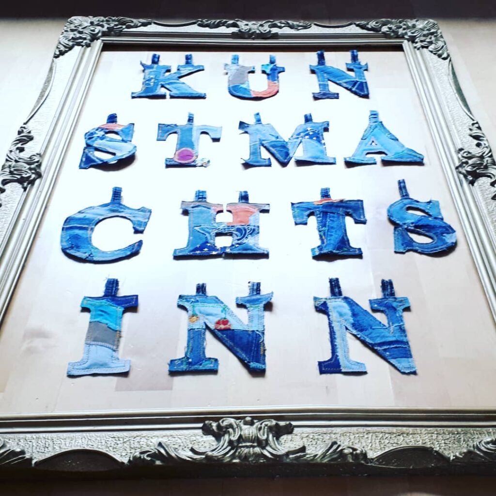 Jeans Letter